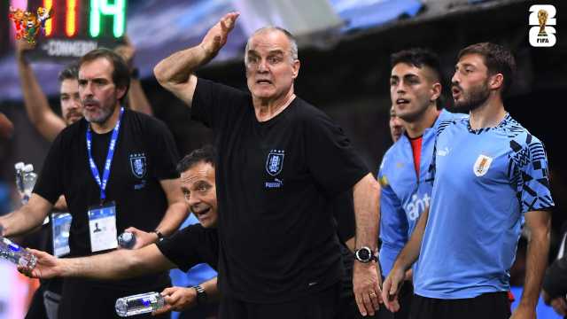 HLV Marcelo Bielsa – Thiên tài hay kẻ cực đoan